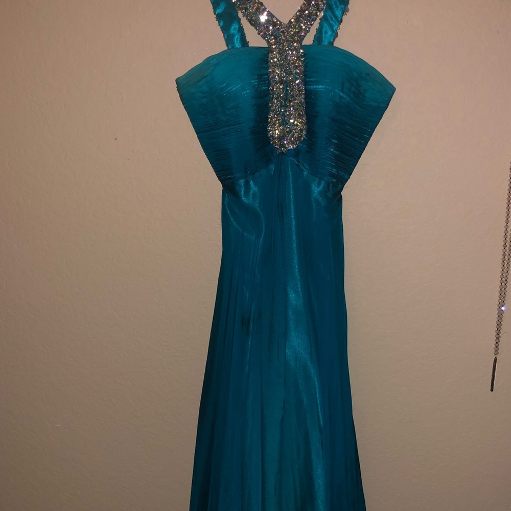 Ombré blue Sherri hill prom/homecoming dress.